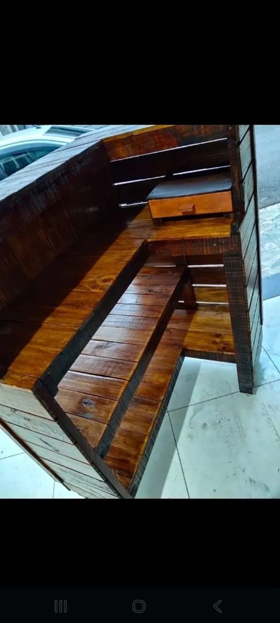 Vende-se balcão, nunca usado.