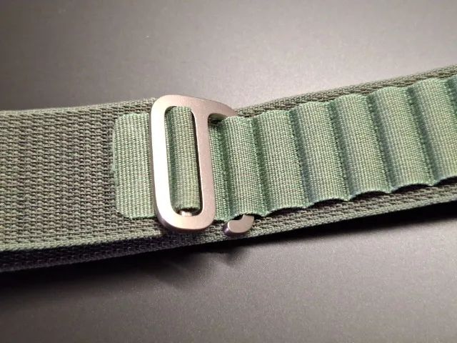 Pulseira Alpine Loop Original Apple | Watch Ultra 1 2 3 | Natural Titanium | - Foto 5