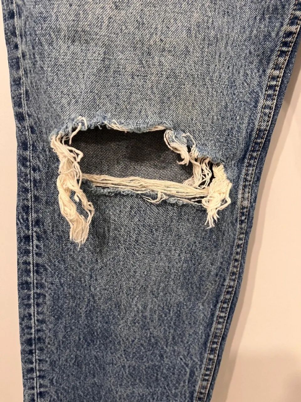 Calça Jeans rasgada Zara 36 - Foto 4