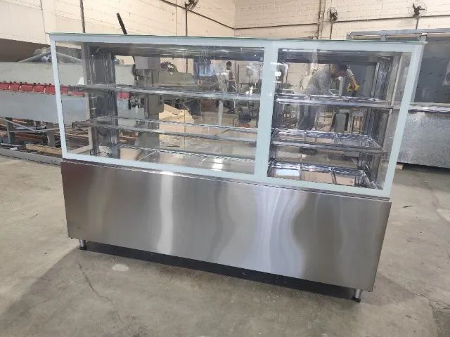 Vitrine Expositora Refrigerada em Inox 1200x600x1250 - Foto 2