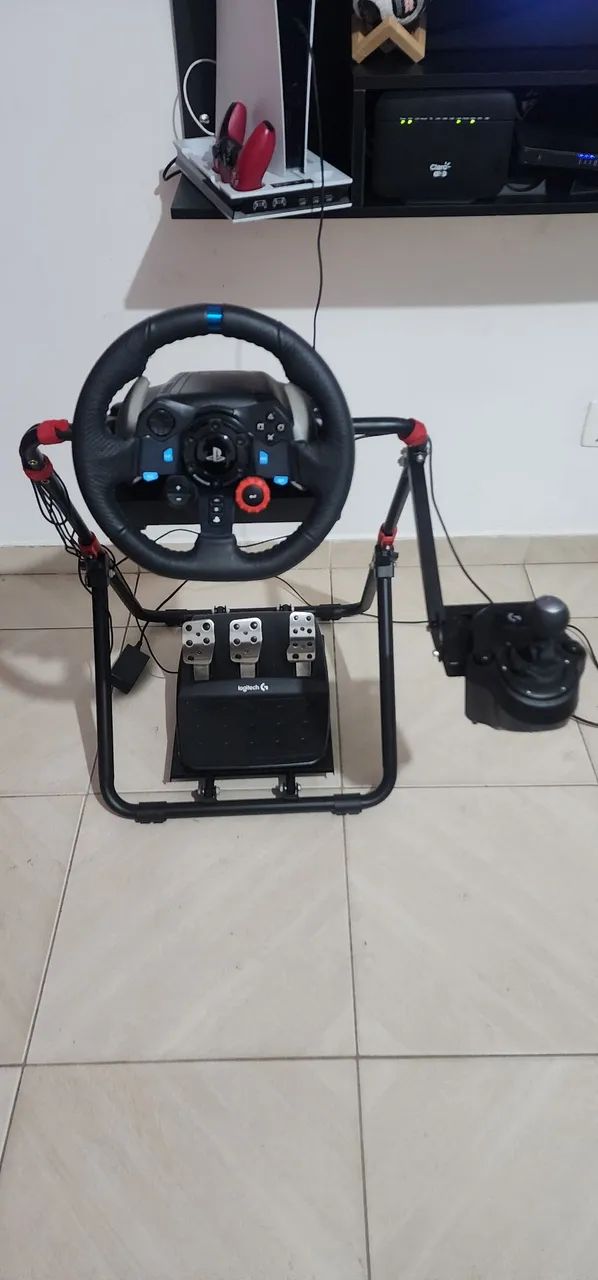 Volante Logitech G29 Playstation e Pc Com Pedais e Marcha + Cokpit Móvel