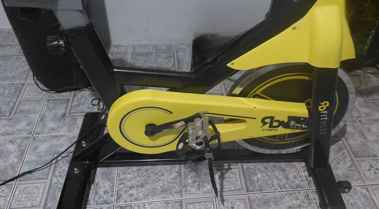 Bicicleta Spinning Ótimas Condições + Brinde Sensor XOSS Arena - Foto 3