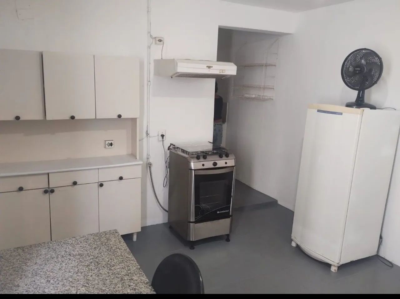 Kitnet mobiliada São José dos Campos - Foto 3