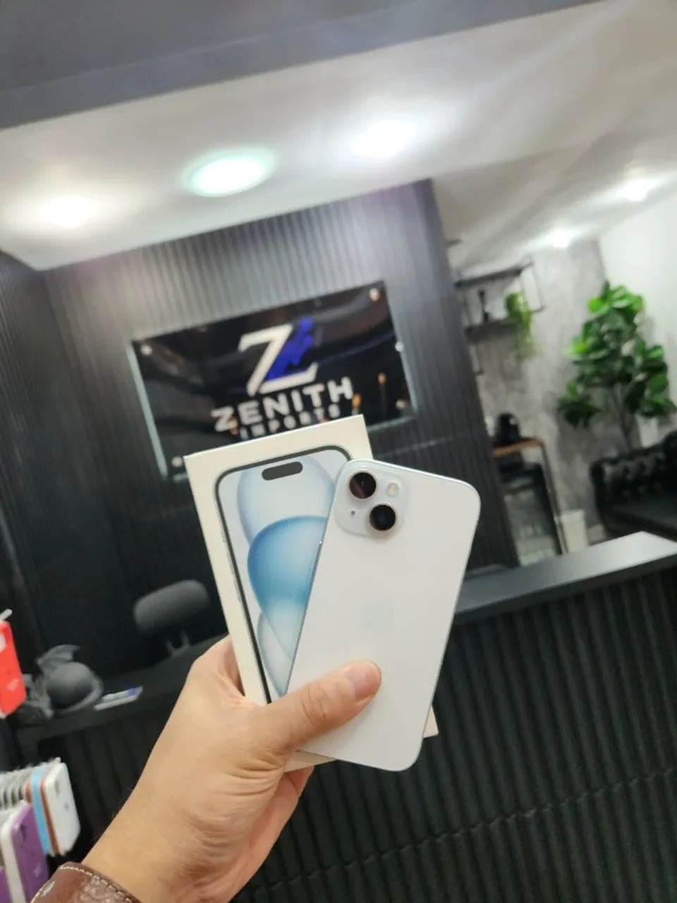 iphone 15 Azul 256gb bateria 88%