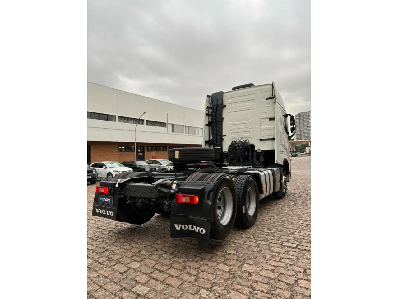 Volvo Fh 420 6x2 Renovação Da Frota Friboi - Foto 8