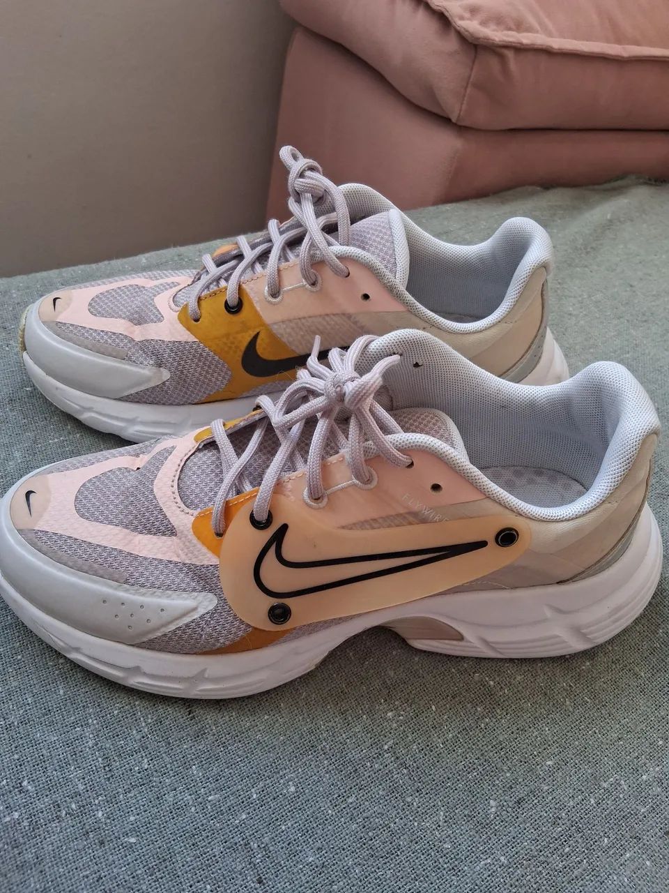 Nike original com perfeito estado 