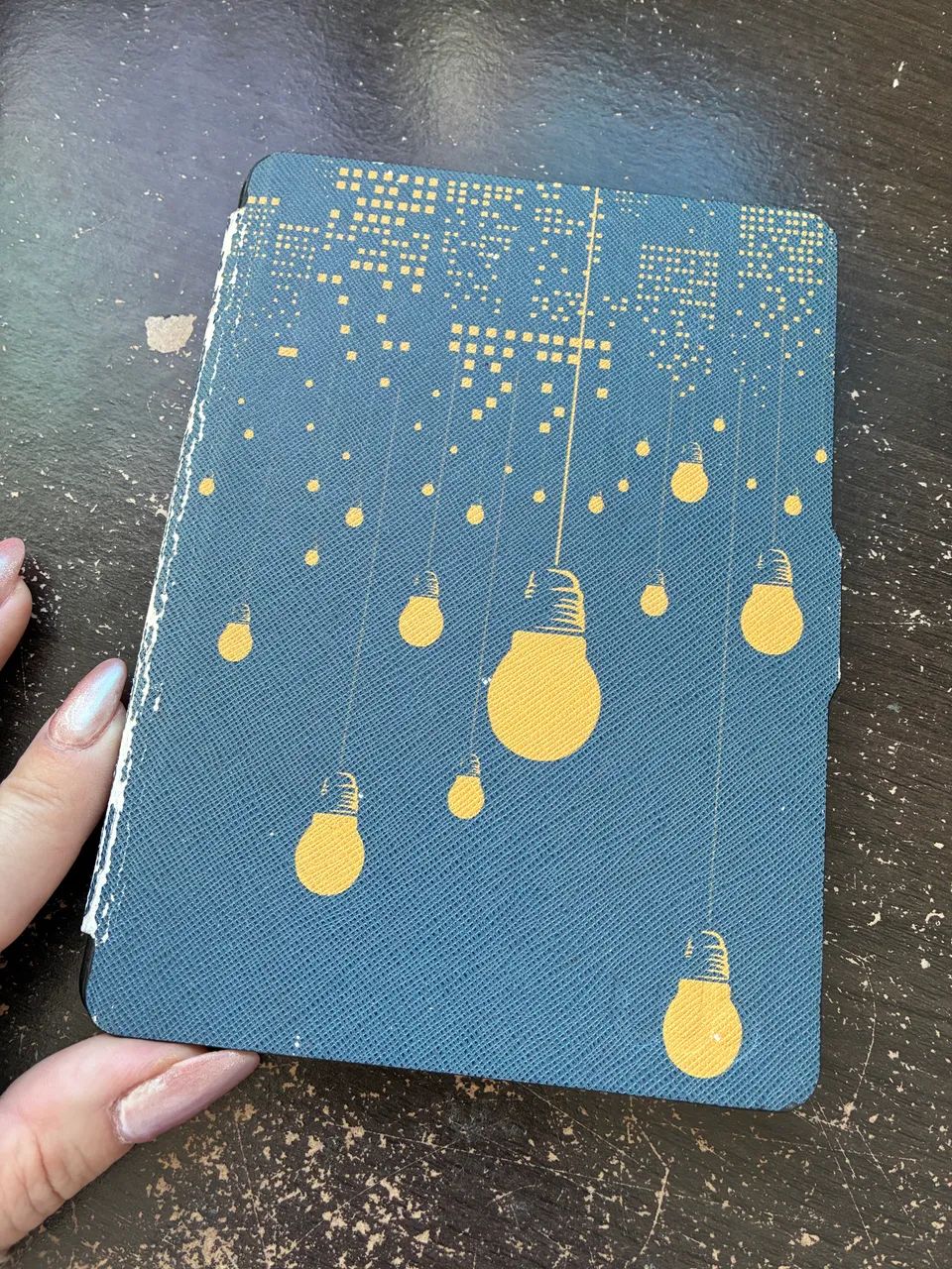 KINDLE NOVO - sem uso - 100% PERFEITO!!!