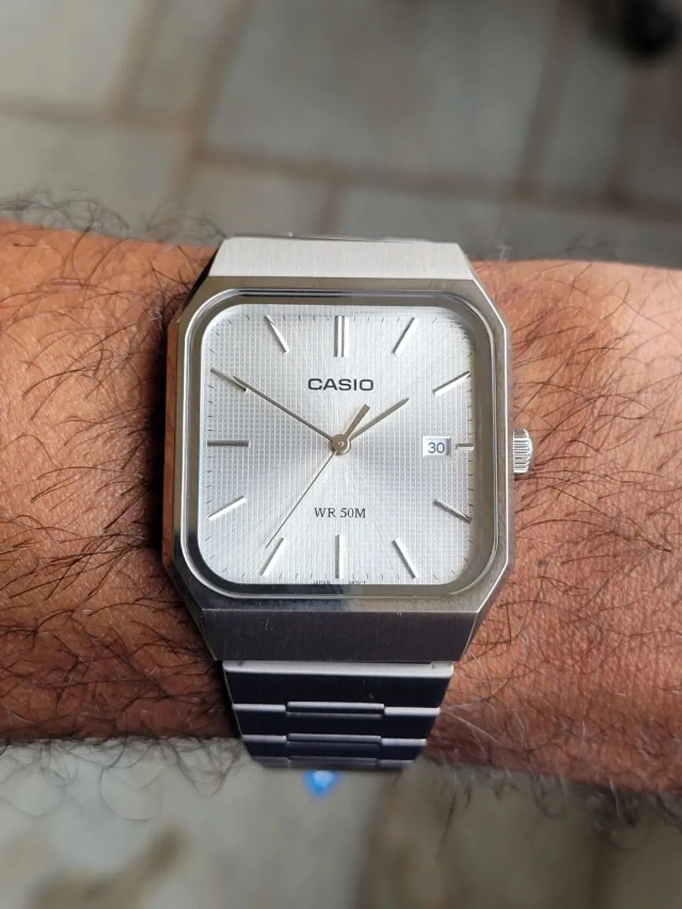 Relógio Casio MTP-B185D-7AVDF Prata Aço Quartz Data 50M Original - Foto 4