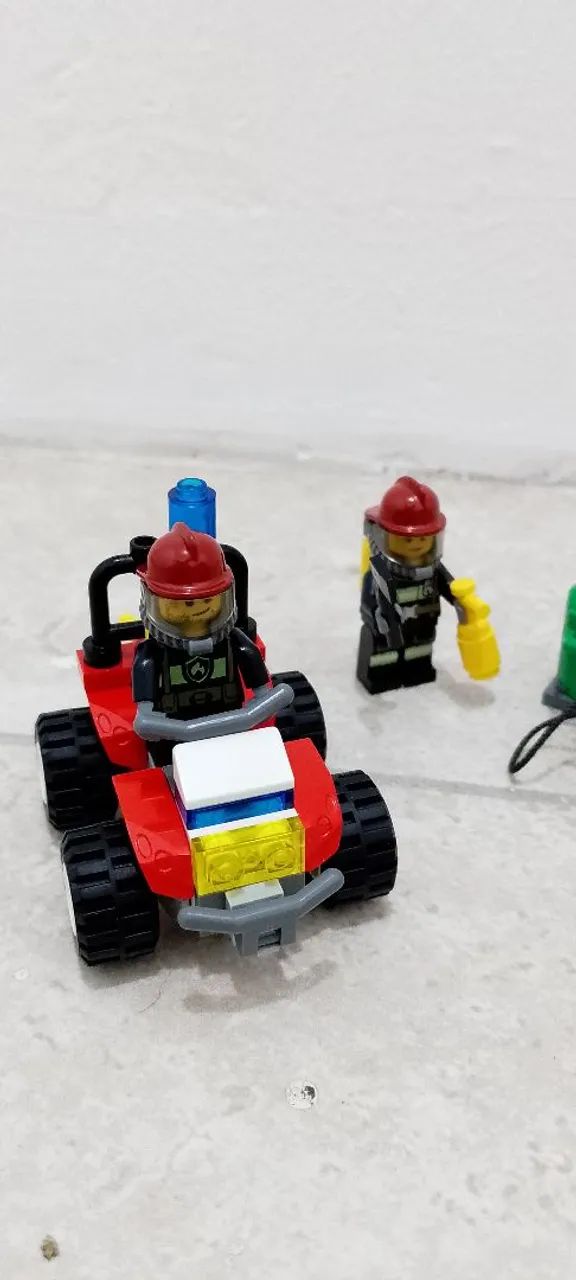 Lego city resgate e bombeiros - Foto 2