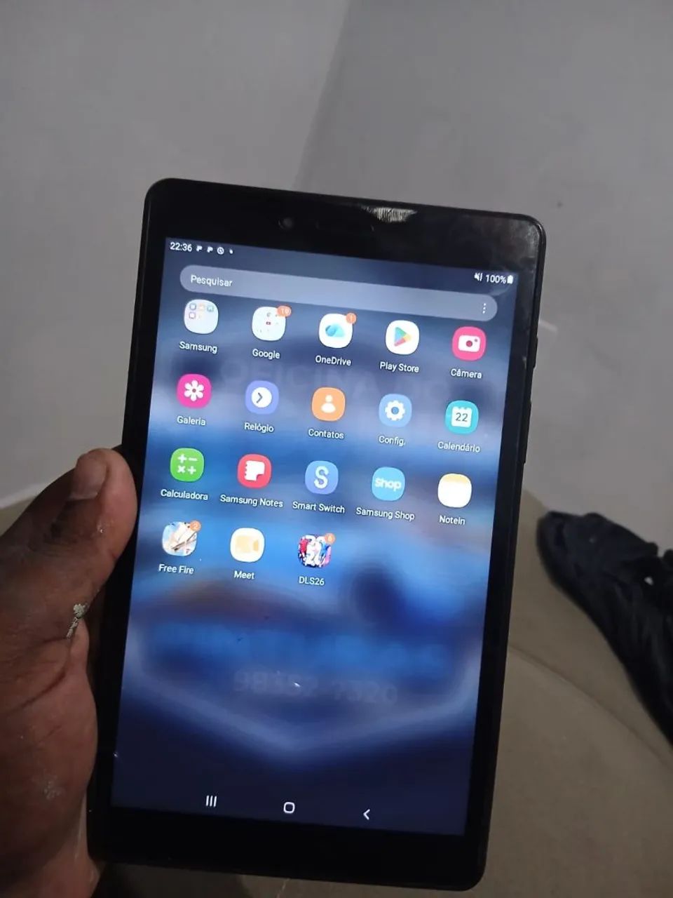 Vendo tablet Samsung perfeito esta com película quebrada só  - Foto 2