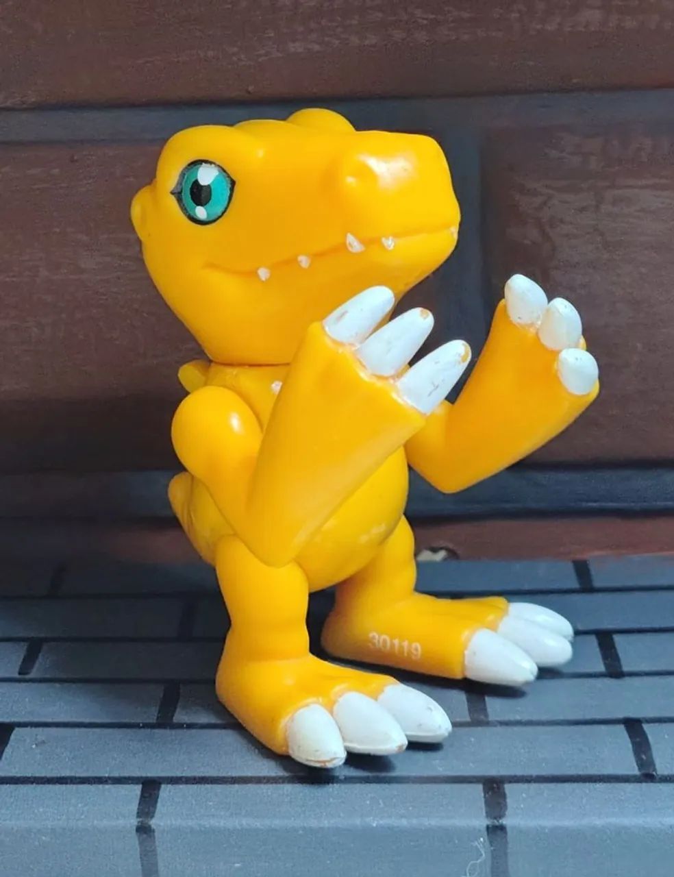 Boneco do digimon adventure - Agumon Original Bandai - Foto 2