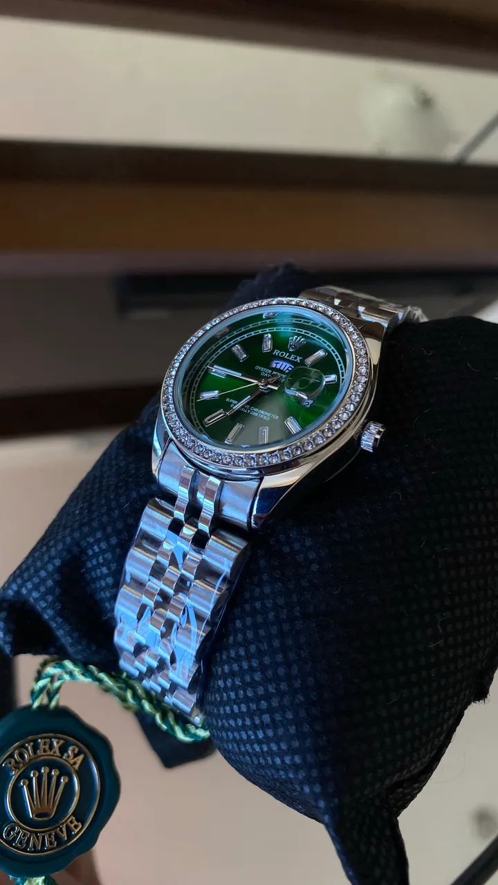Relógio Rolex Verde Quartz - Foto 2