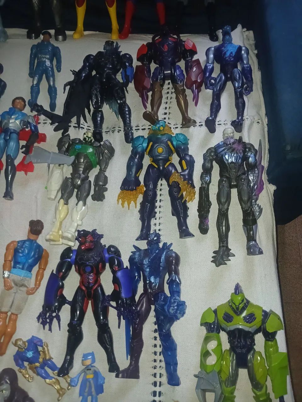 Bonecos Marvel Dc e max steel - Foto 2