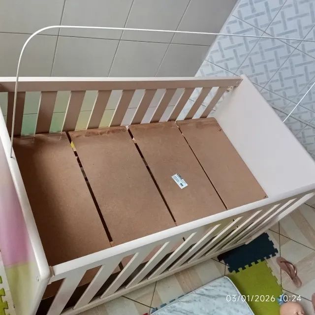 Quarto completo: Guarda Roupa + Cômoda+berço Reller + Colchão Baby Polar - Foto 3
