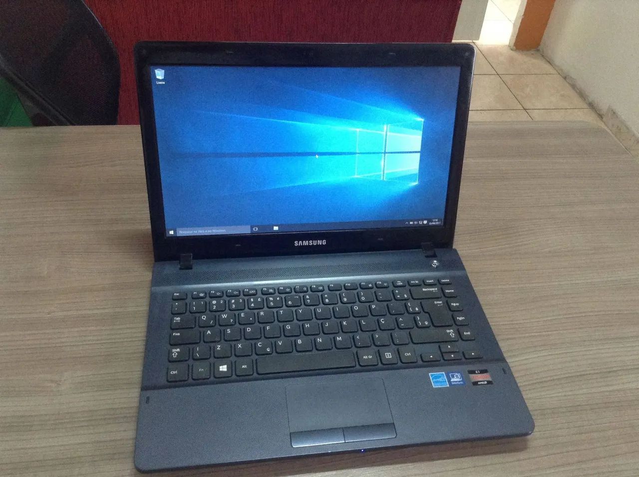 Formatação e atualização de sistema  de notebook 