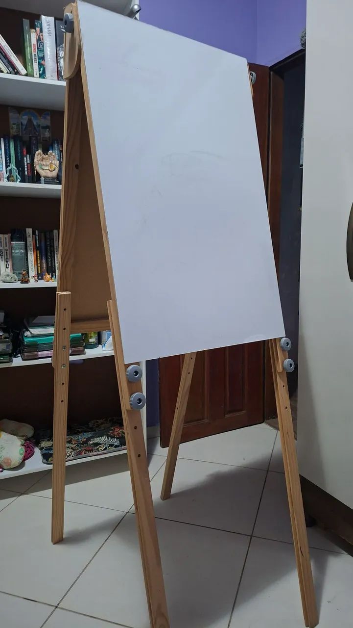 Cavalete 2 em 1: Quadro branco e cavalete para apoio de colha e telas - Foto 2