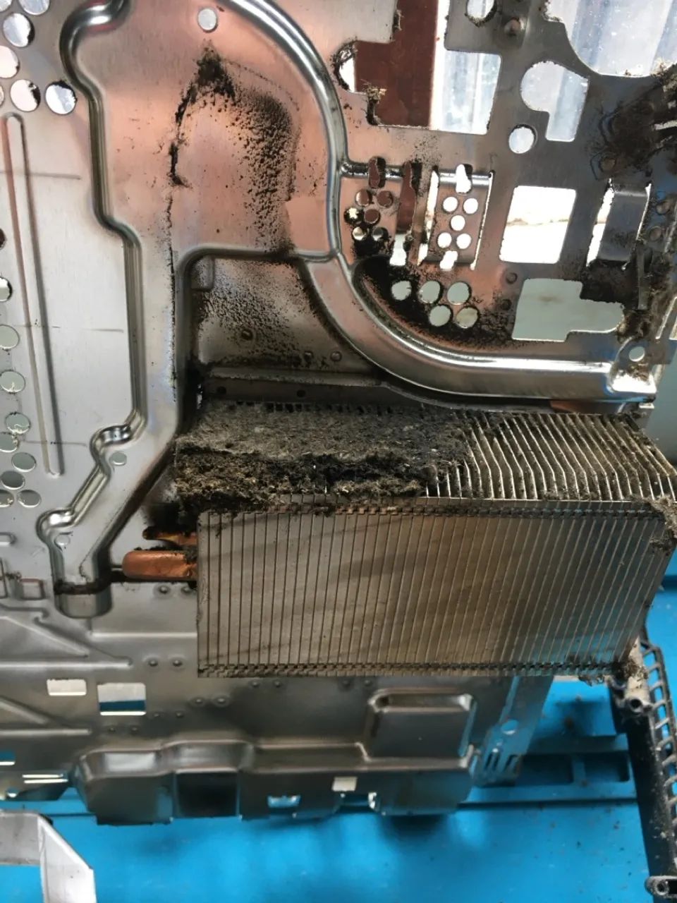 Limpeza e troca de pasta térmica PlayStation Xbox  - Foto 4