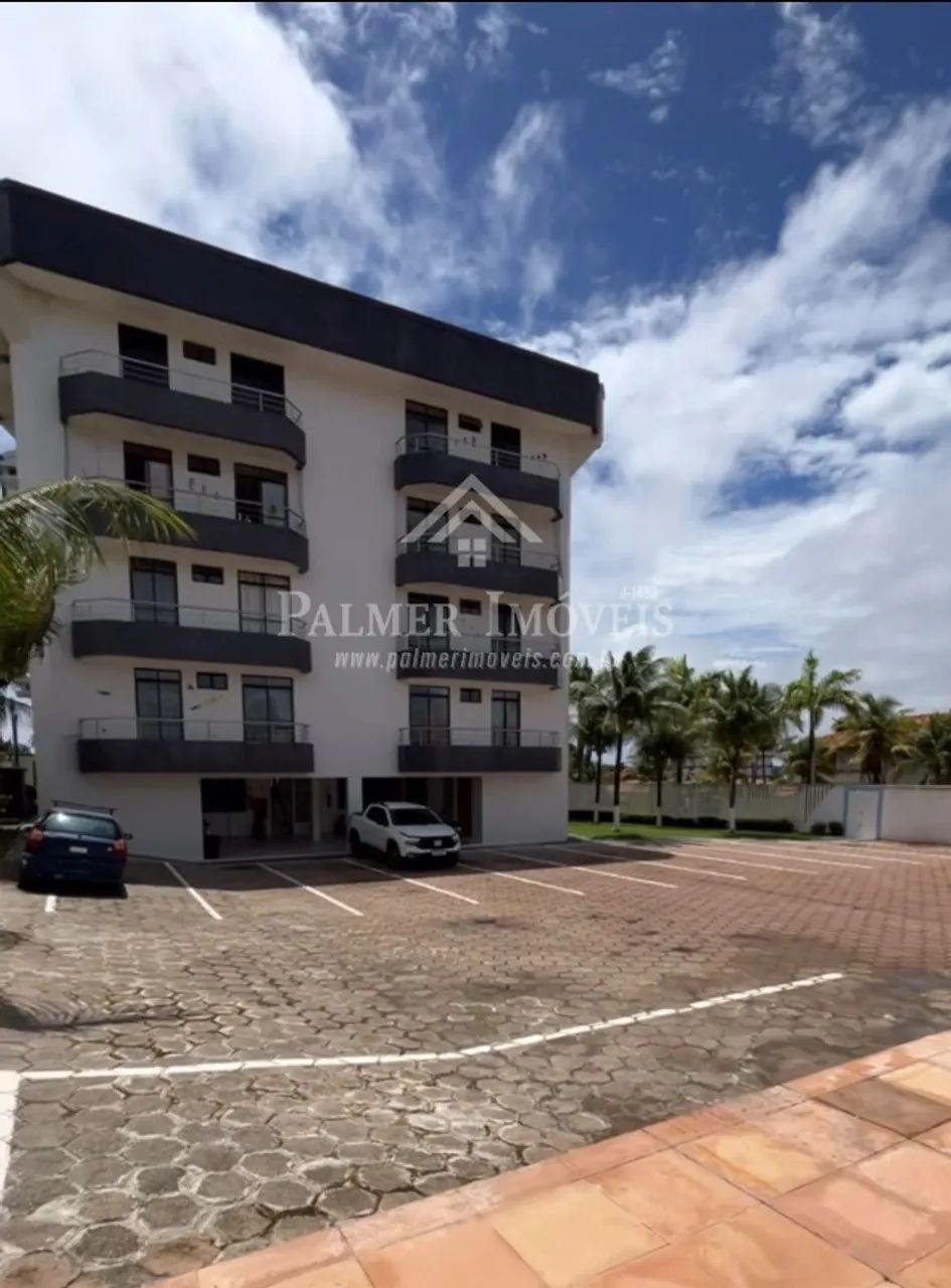 Apartamento em Cond. Lagoa