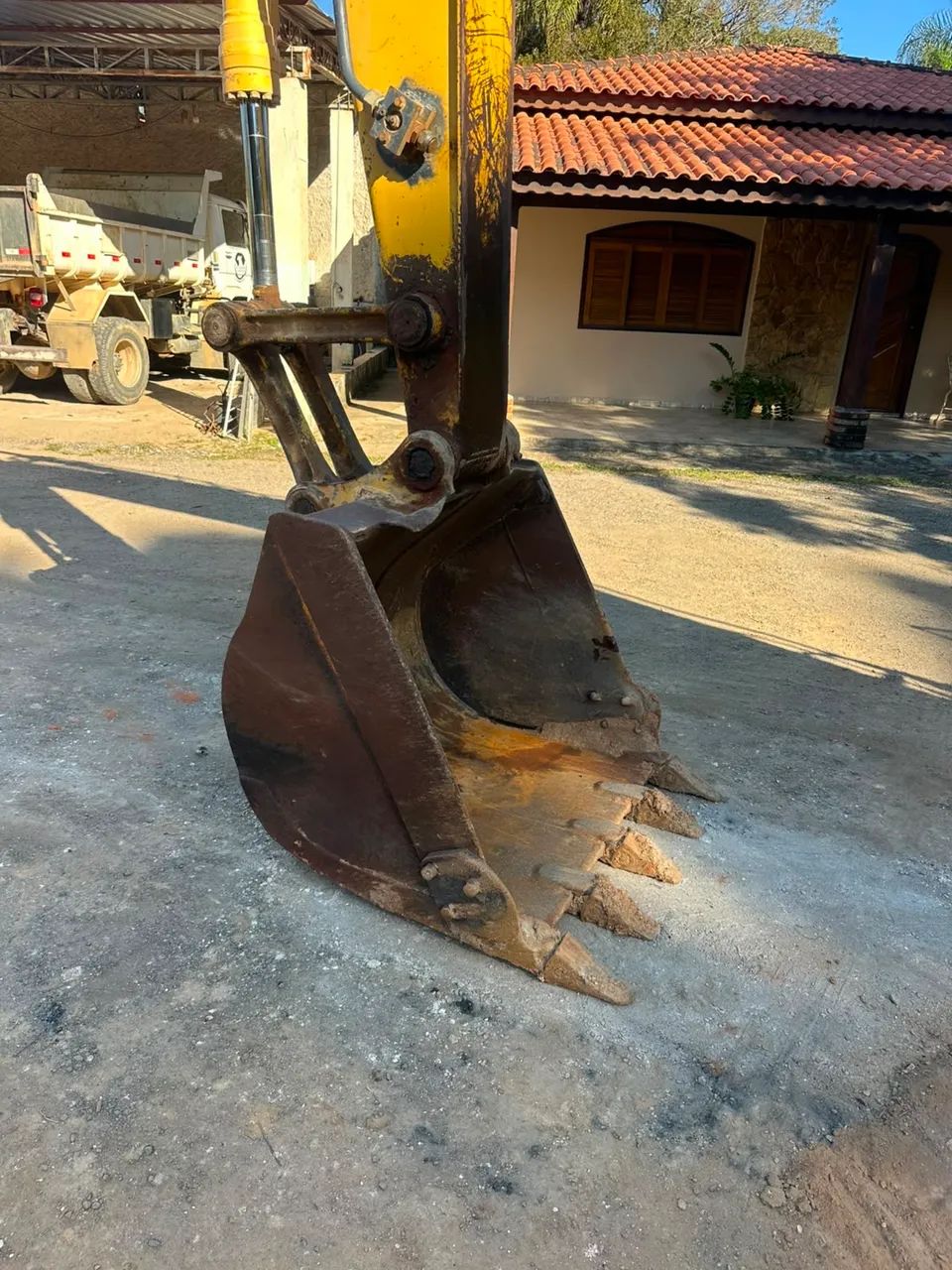 Escavadeira Komatsu PC 150 Com Rompedor  - Foto 4