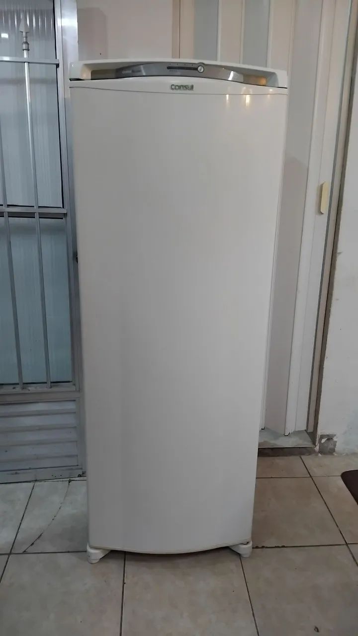 Geladeira com defeito - Foto 2