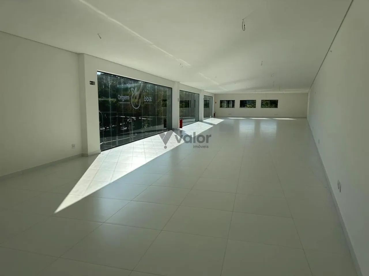 Salão à venda e para alugar em Campinas, Vila Brandina, com 750 m² - Foto 2