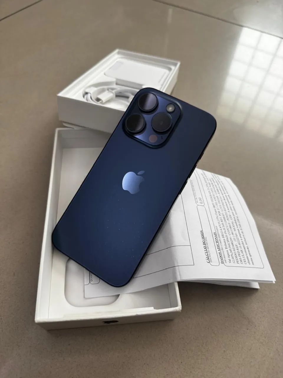 iPhone 15 pro 256g