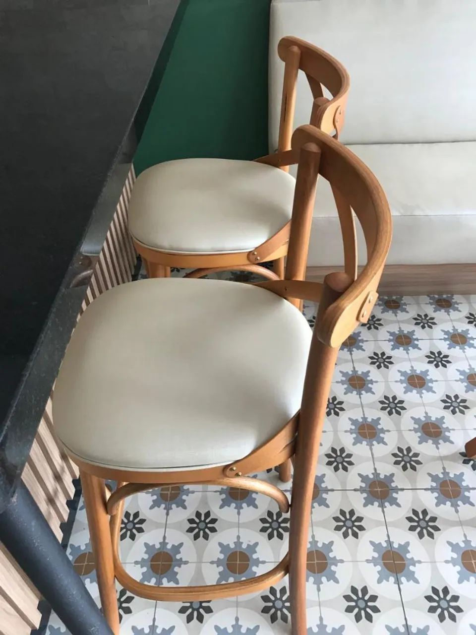 Banquetas com assento confortável - Foto 2