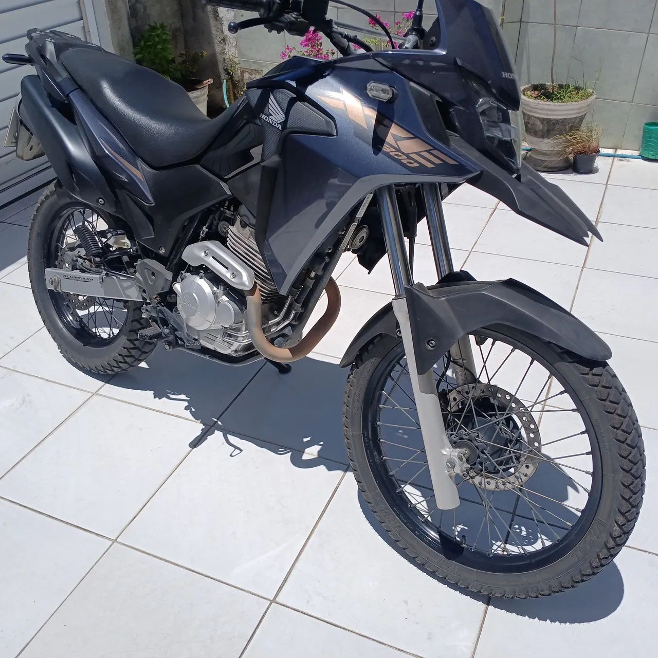 XRE 300 COM ABS