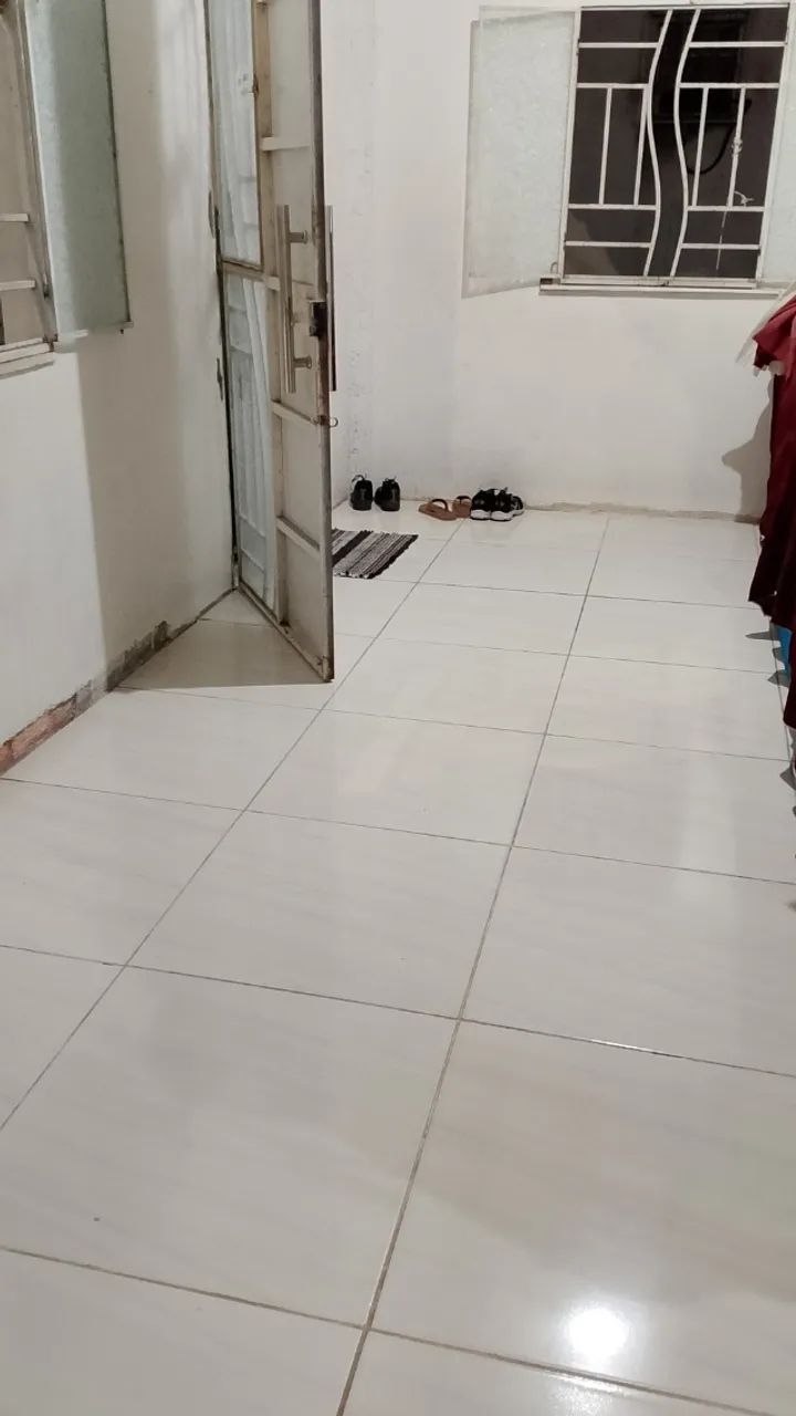 Vende se uma casa 
