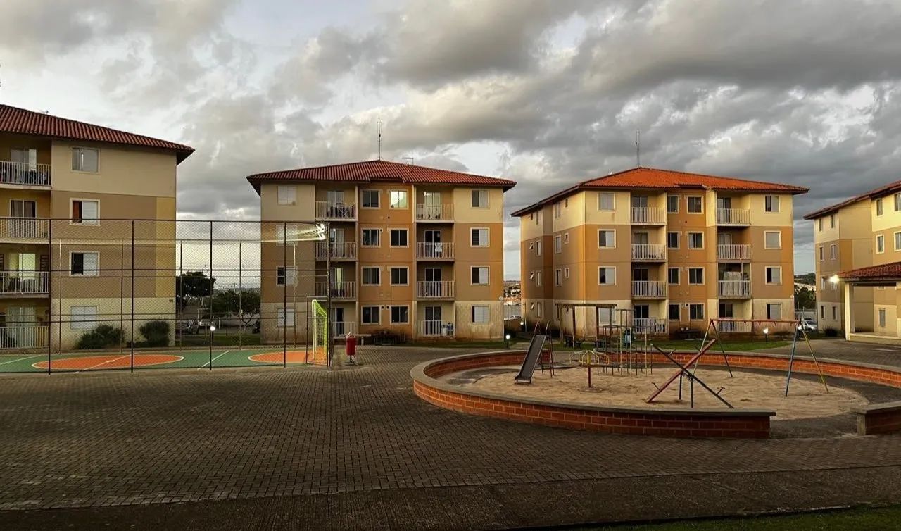 APARTAMENTO A VENDA EM UVARANAS