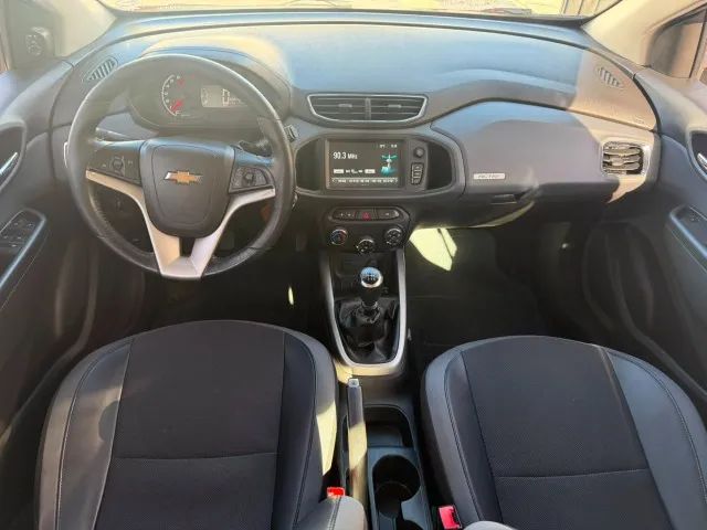 Chevrolet Onix Activ 1.4 8V Flex Mec. 4P 2019 - Foto 8