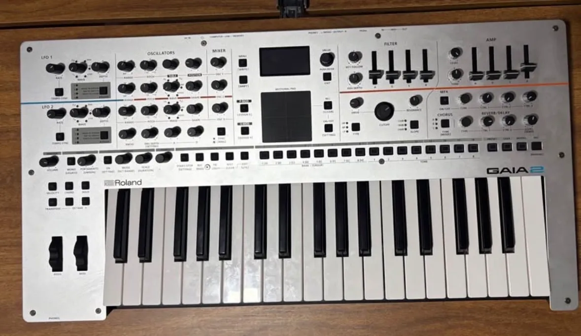 roland jv80