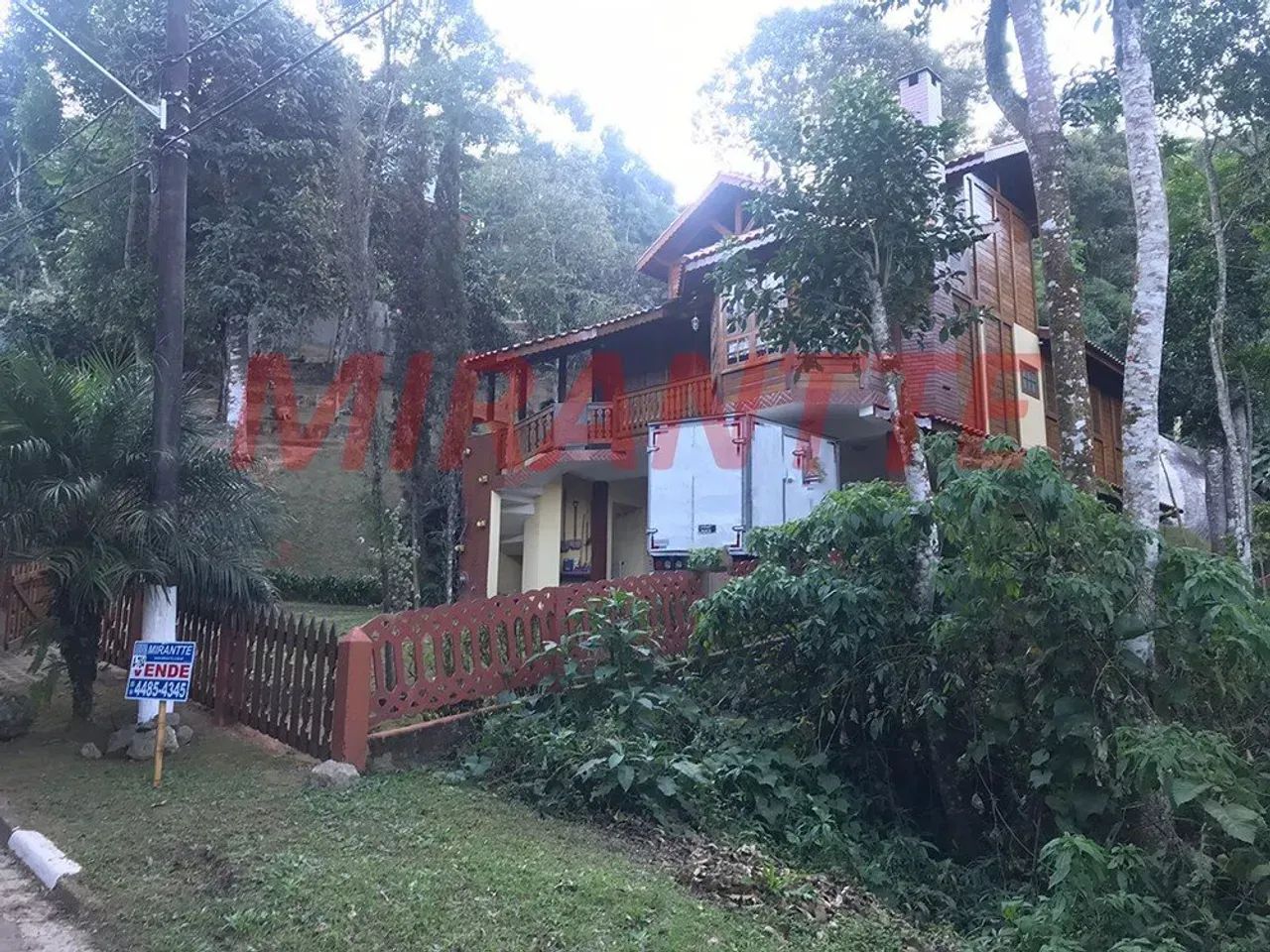 Sobrado à venda em Serra Da Cantareira