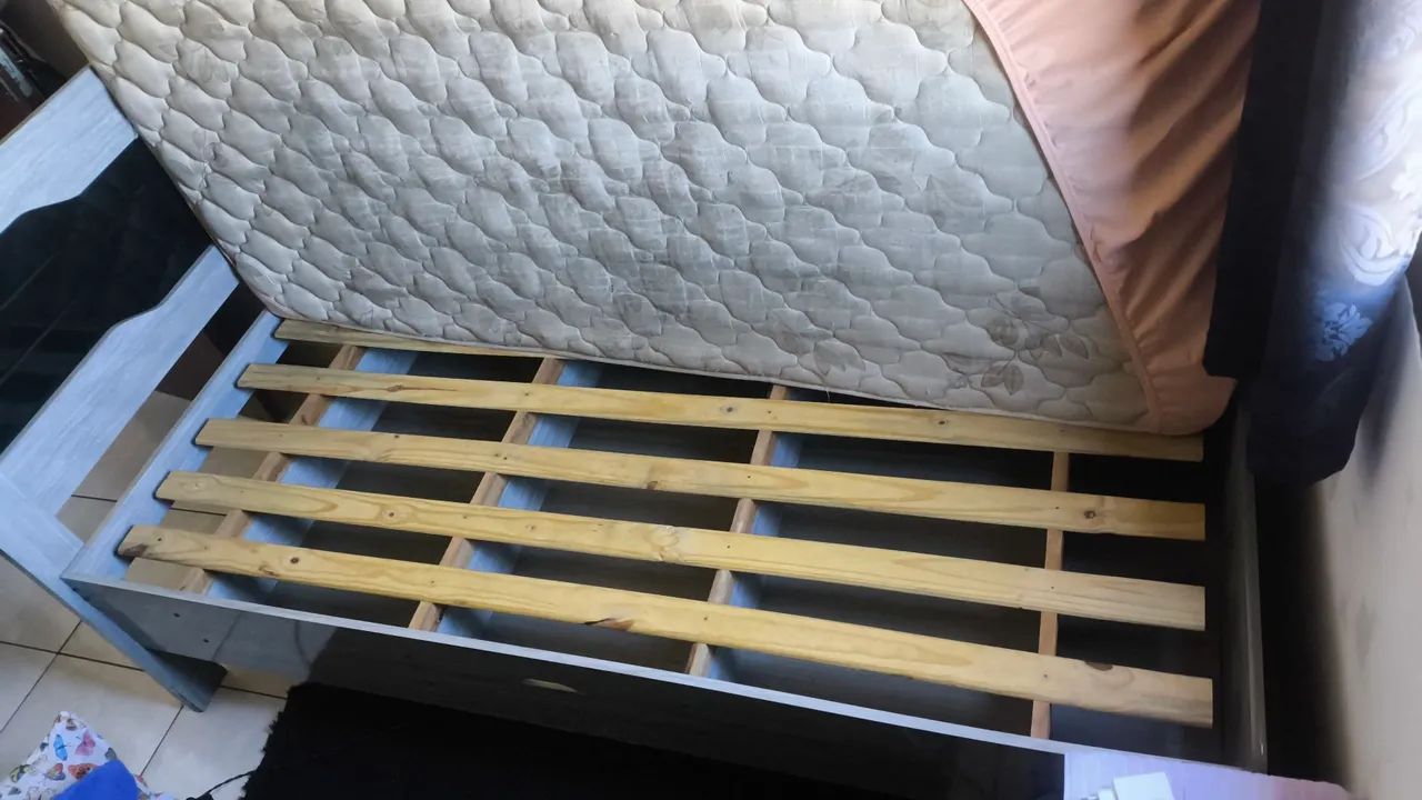 Cama de solteiro com baú  - Foto 5