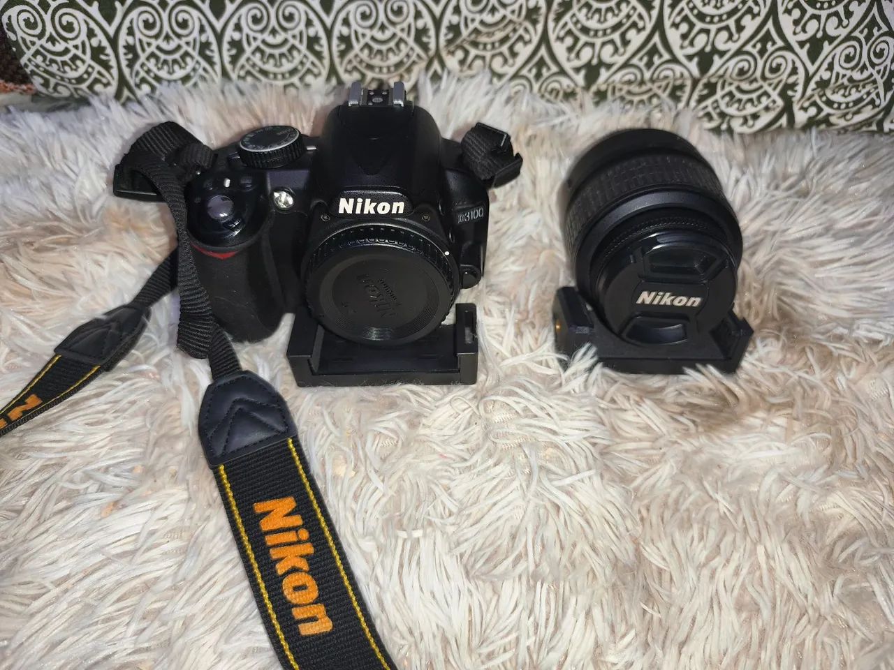 Nikon 3100