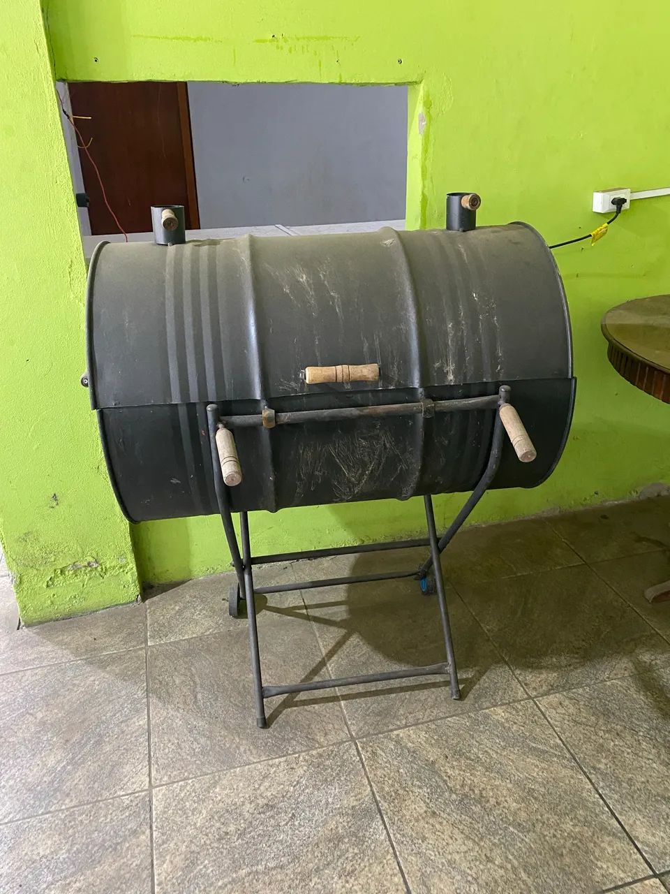 Vendo churrasqueira nunca usada  - Foto 3