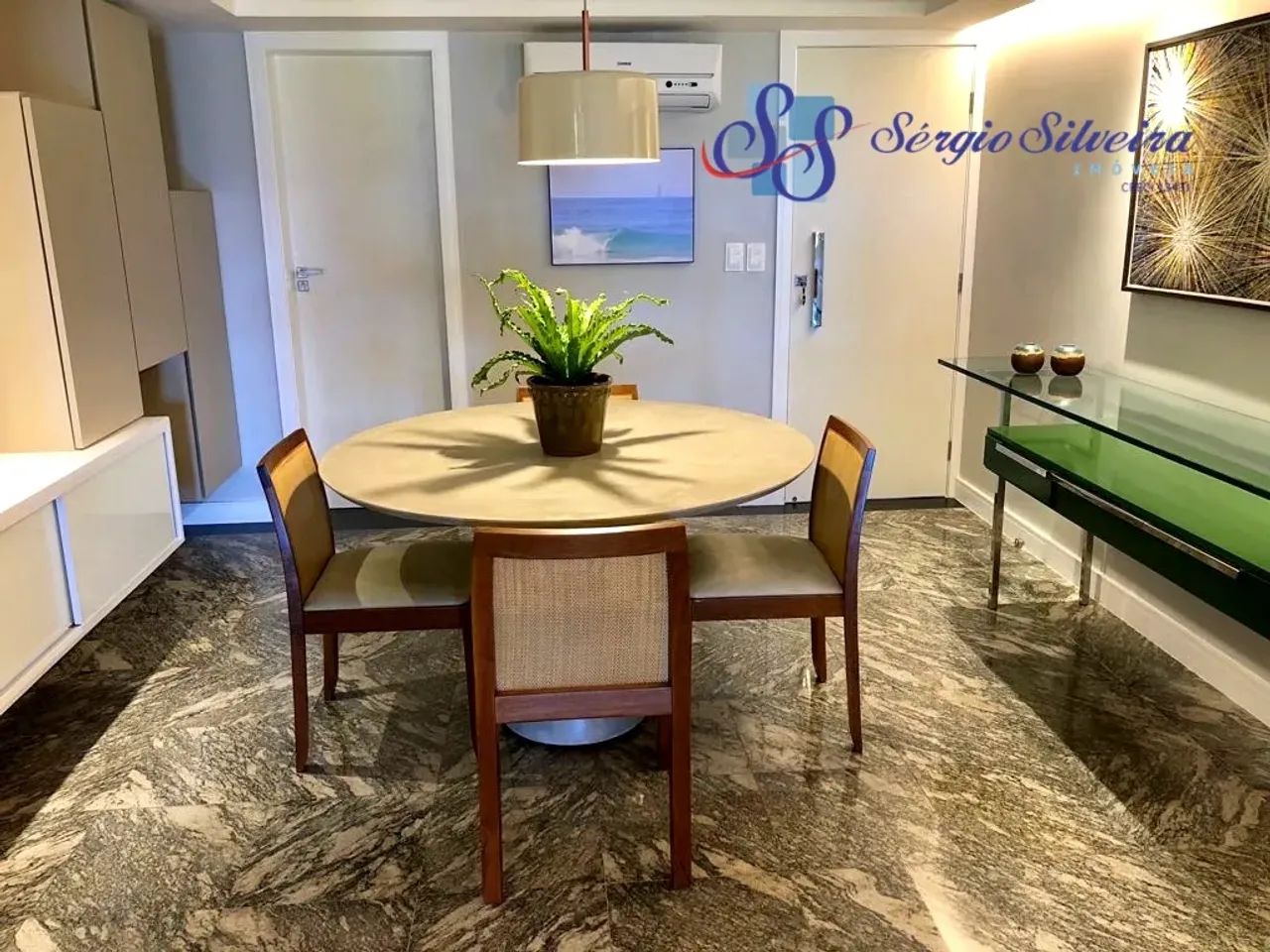 Apartamento mobiliado no Porto das Dunas com 5 suítes - Foto 2