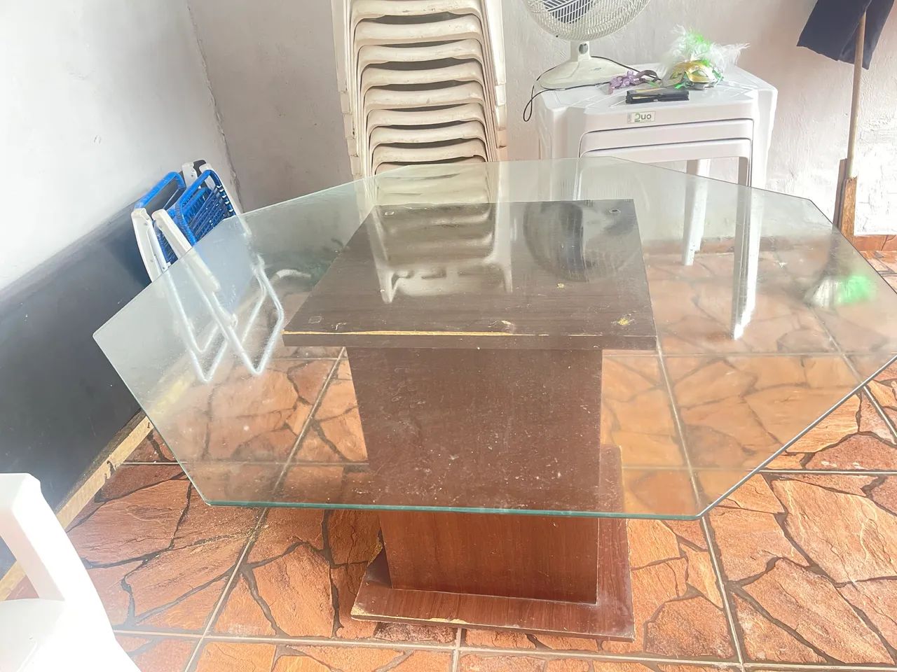 Vende-se uma mesa de jantar de vidro  - Foto 2