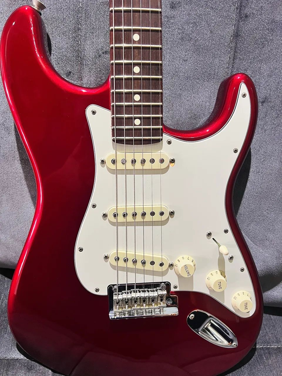 Fender American Professional Stratocaster USA - Red Candy Apple