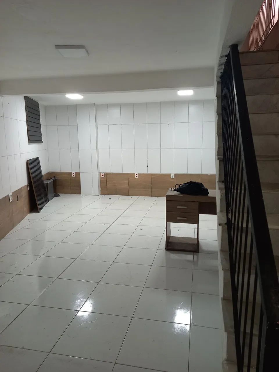 Alugo loja com sobre loja em Itapoã - Foto 5