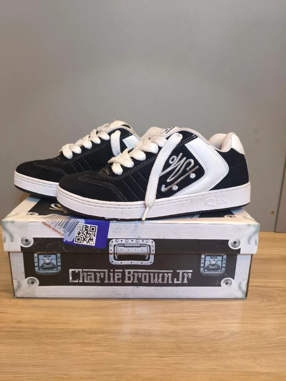 Tênis de Skate Qix Chorão Lado B