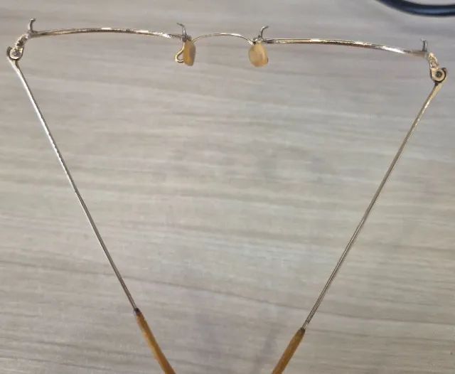 Óculos Antigo em Ouro - Foto 2
