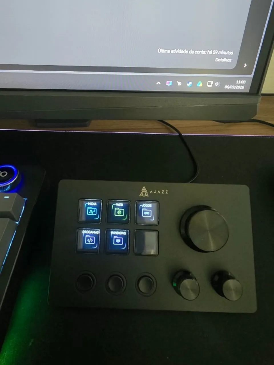 Ajazz AKP03E Stream Deck Novo na Caixa - Painel Macro 6 Teclas LCD + 3 Knobs - Foto 2