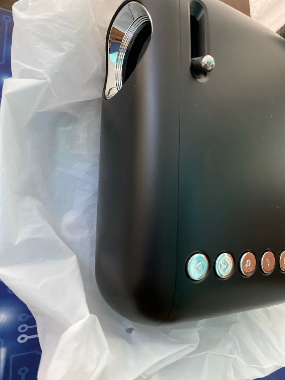 Projetor portátil byintek k6 - Foto 3