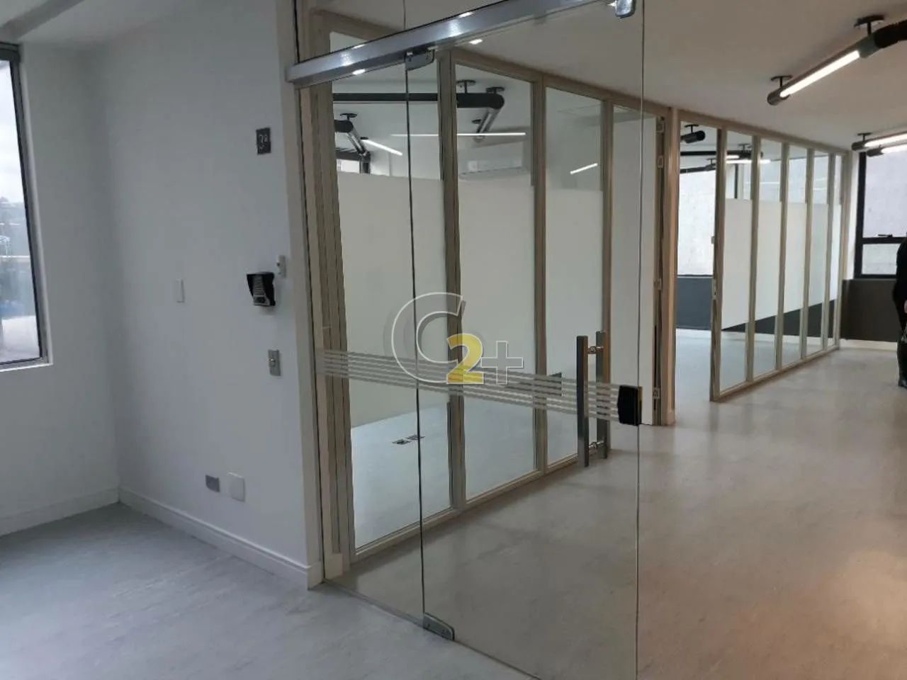 Conjunto Comercial a venda na Vila Olimpia com 286M² e 6 vagas de garagem - Foto 5