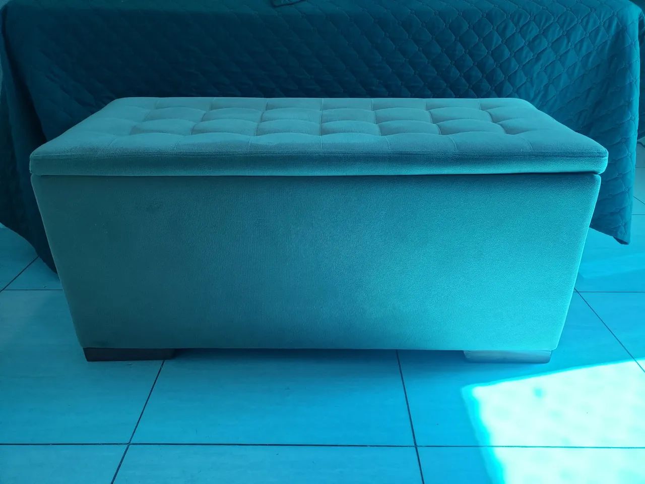 Cabeceira de cama e puff baú - Foto 3