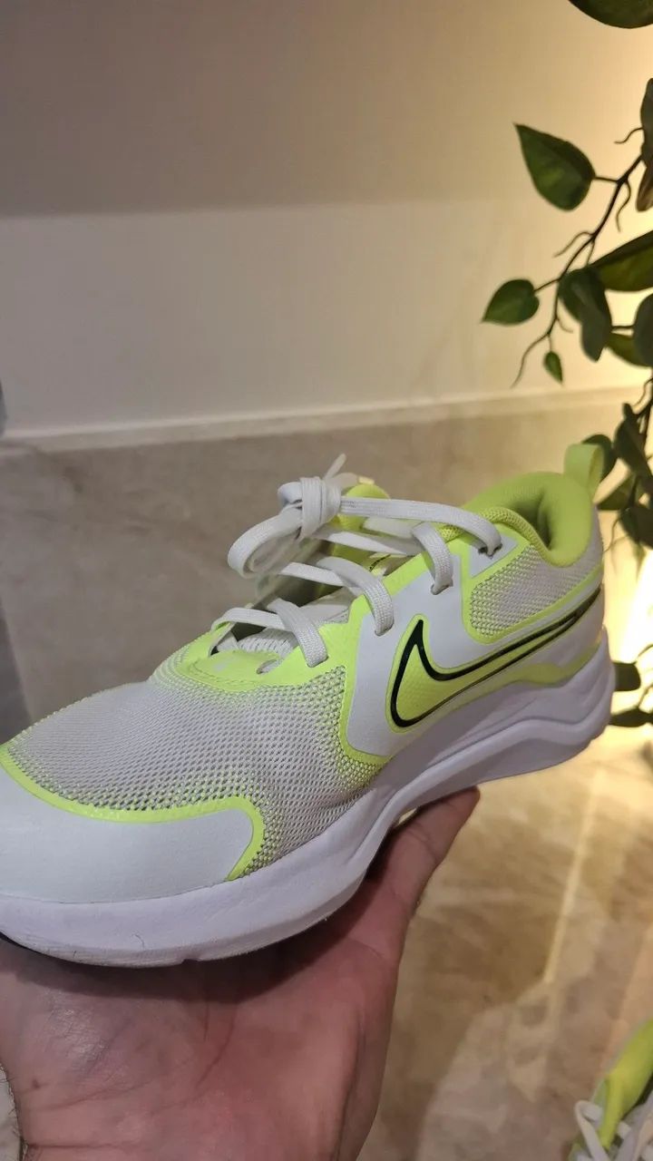 Tenis Nike Cosmic Runner Infantil  - Foto 4