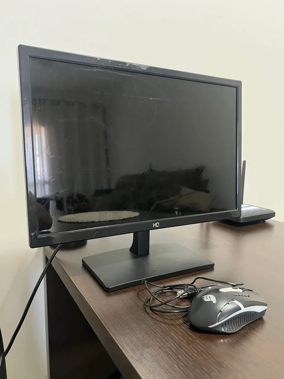 Monitor HQ 19.5" LED (HDMI/VGA) + Mouse Brinde - Foto 5