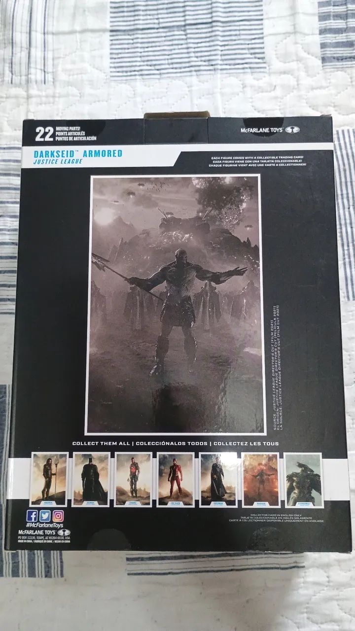 Boneco DC multiverse darkseid armored. - Foto 4