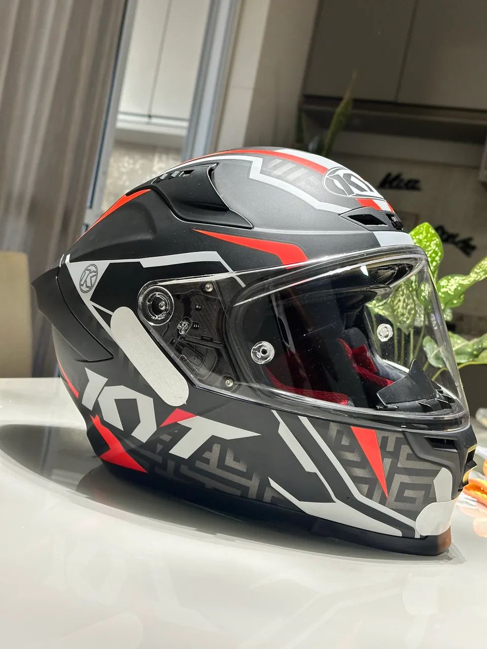 Capacete KYT Striker 2v